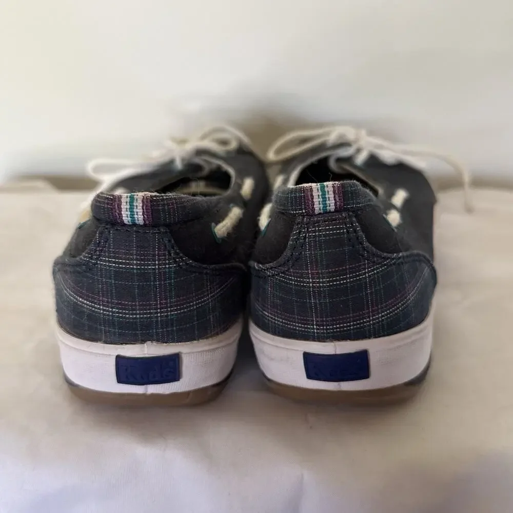 Keds Women’s Boat Shoe Flats Navy Plaid Lace Up Comfort Shoes Size 9